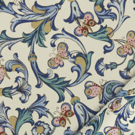 papier italien imprimé de motifs floraux et papillons de style florentin .La couleur dominante est le bleu